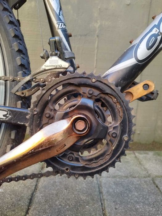 Bicicleta Coluer com suspensão frontal