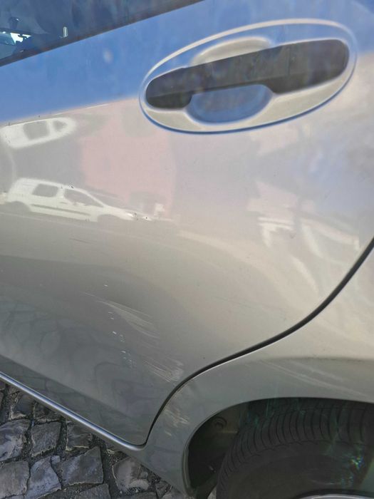 Toyota Yaris 1.0 VVTI ACTIVE + AC (Gasolina)