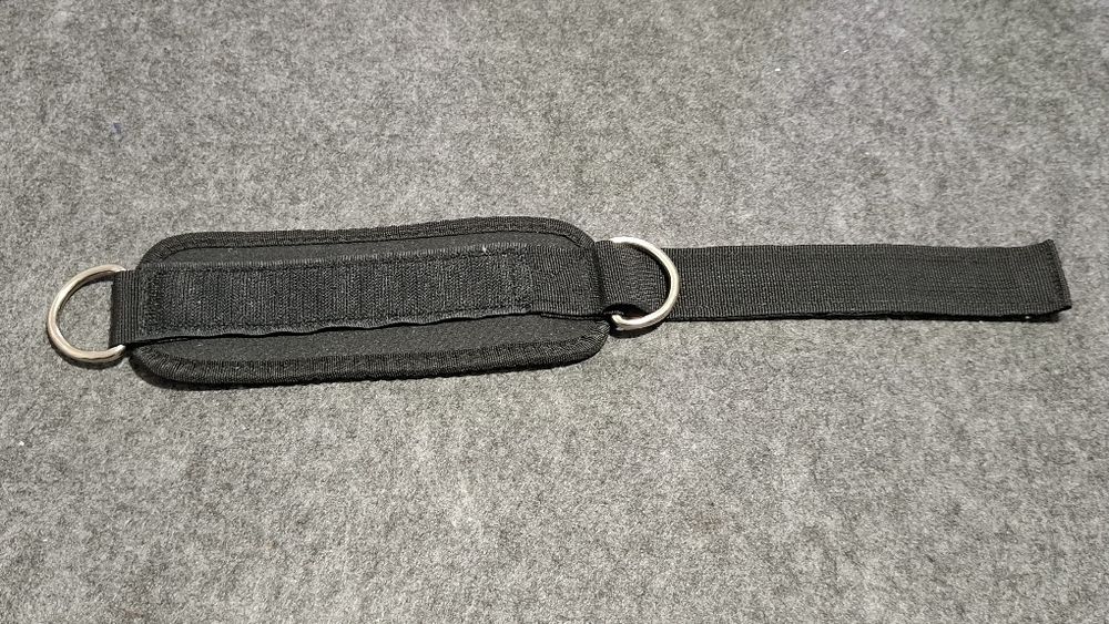 Tornozeleira com velcro treino Musculação. Nova.