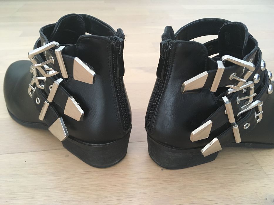 Botki workery czarne rozmiar 38