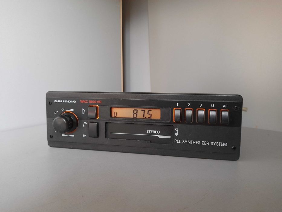 Radio Grundig WKC1800VD Mercedes w201 w124 w126