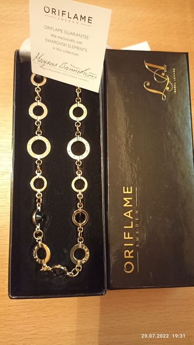 Ожерелье колье и Oriflame с кристаллами Сваровски