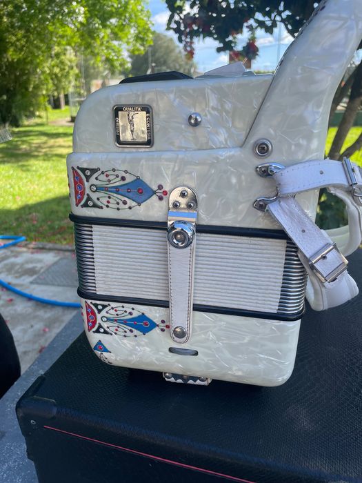 Vendo Concertina Como Nova da Mesma Fábrica da Organola GIUSTOZZI