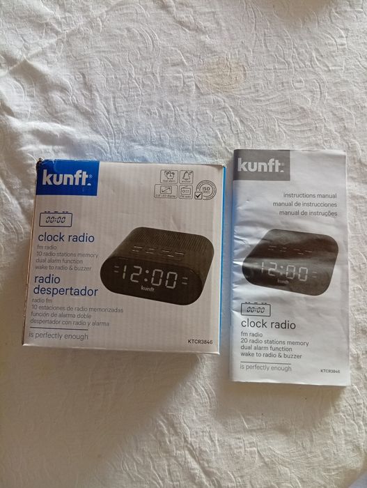 Rádio relógio despertador Novo