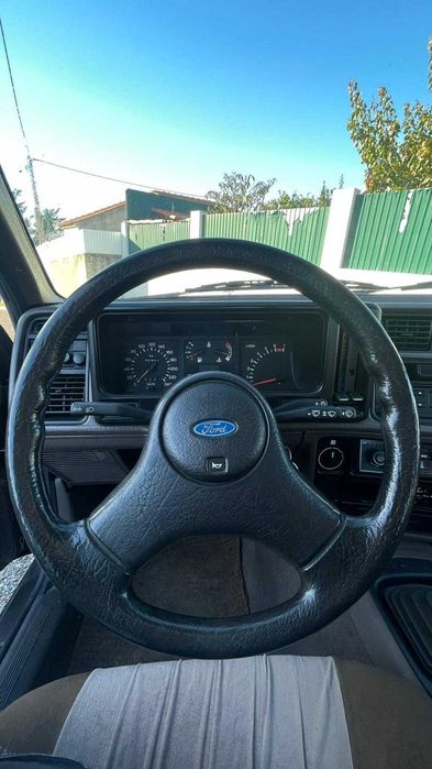 Vendo Ford Sierra 2.0