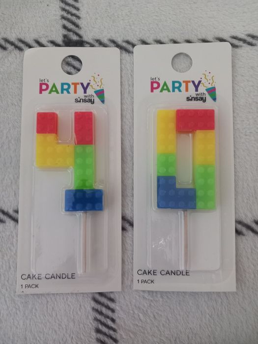 Dwie nowe świeczki urodzinowe cyfry 4 i 0