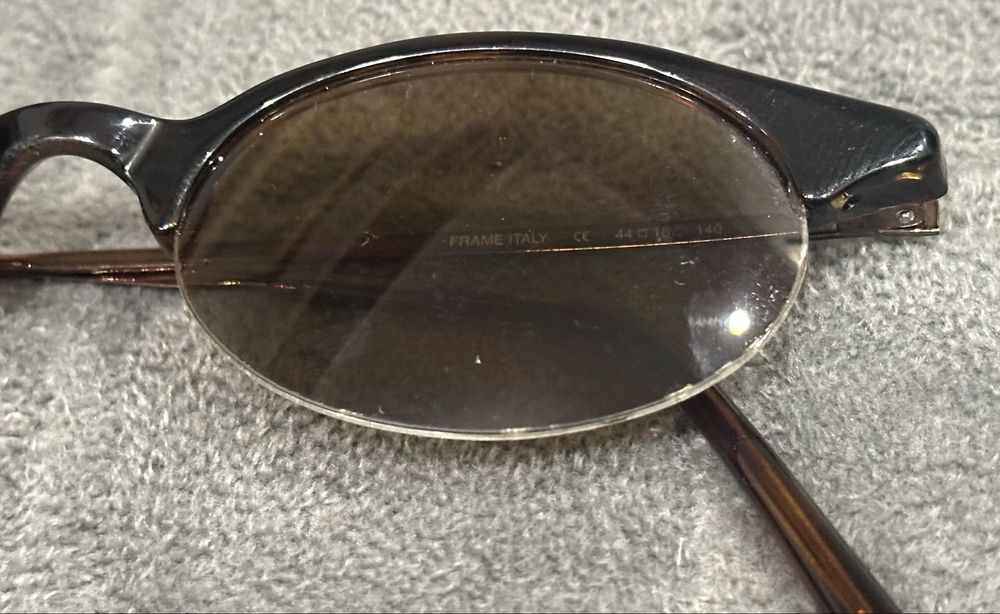 Сонцезахисні окуляри Calvin Klein