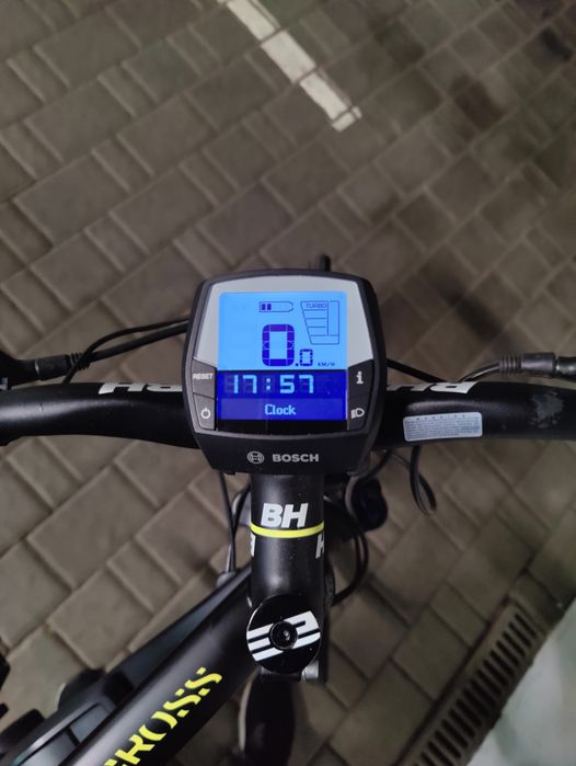 Rower elektryczny BH Xenion Cross r.56