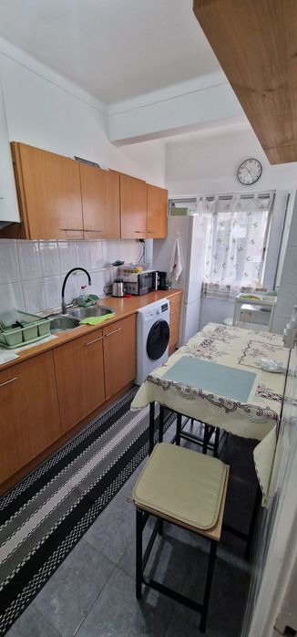 Arrendo 2  quartos  em Almada
