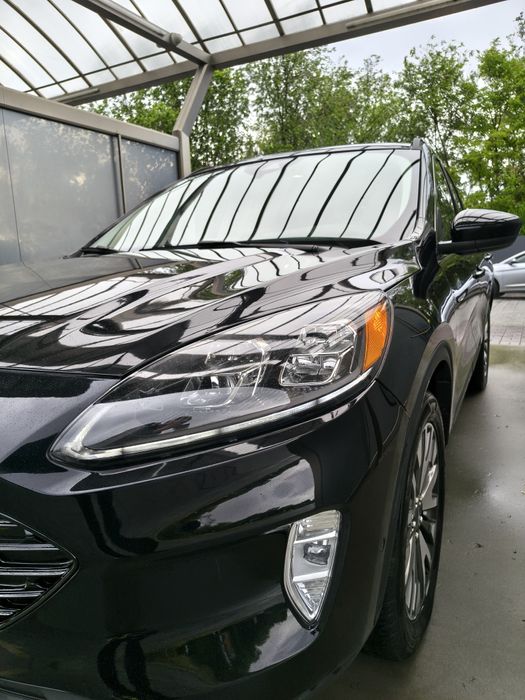 Ford escape 2021 Titanium