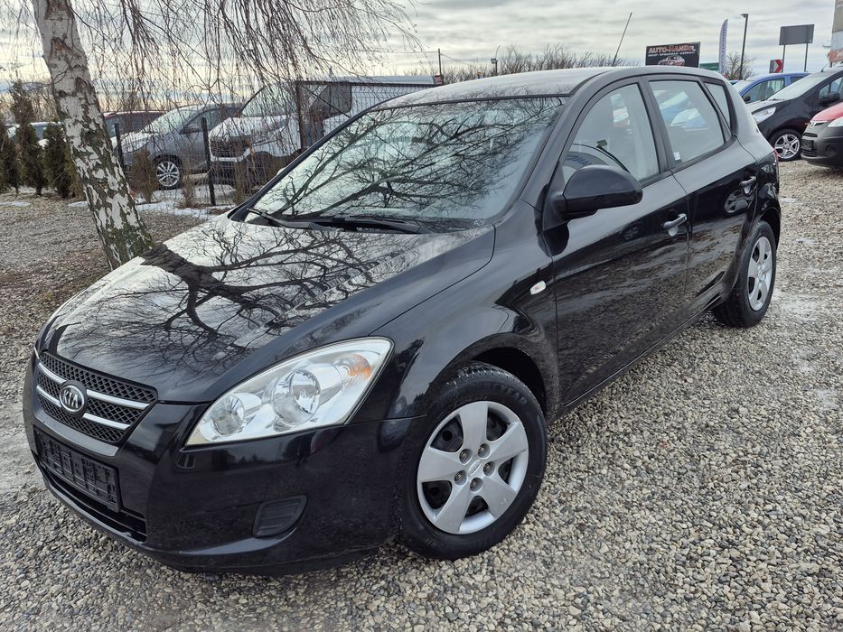 Kia Ceed 1.4 Benzyna!! Zadbna!! Niski przebieg!!