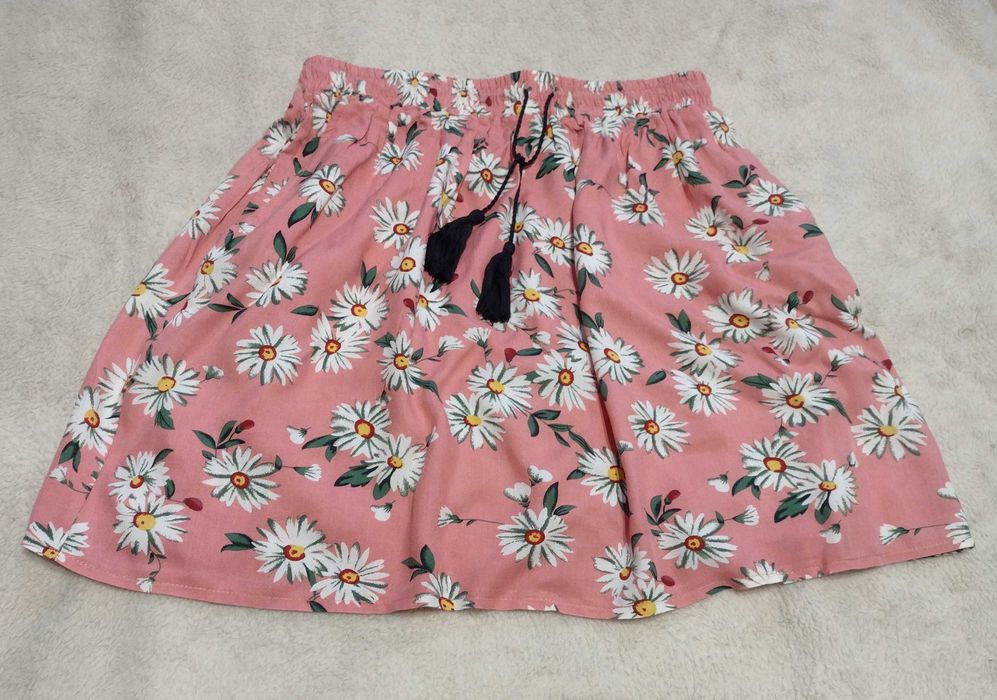 Spódnica w kwiaty
