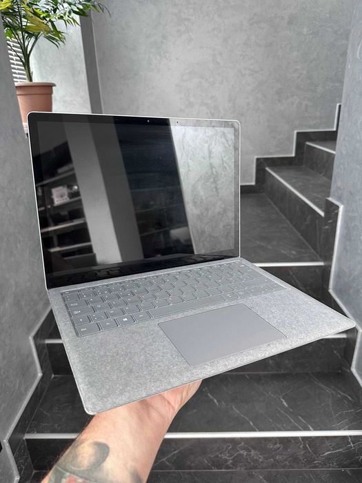 стильний, компактний для роботи, навчання, повсякденного використання.Microsoft Surface Laptop 4 1958-Ryzen 5 4650U/16GB / 512GB SSD / 13.5" QHD Touch