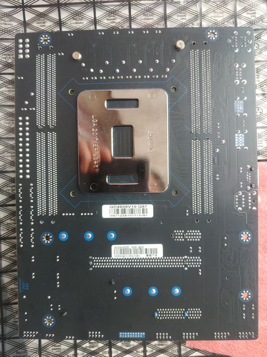 Комплект материнська плата LGA 2011-3 Huananzhi QD4/F8 Xeon 2666V3 32G