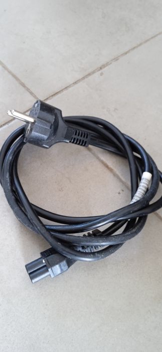 HP 135W Power Adapter (Rio Maior/Leiria/Lisbon)64750493291393122