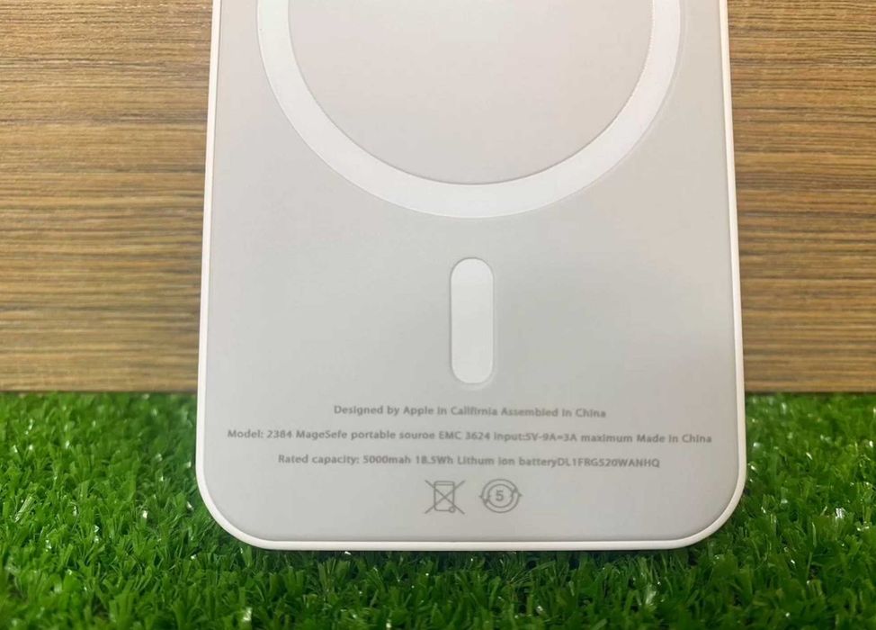 зарядний пристрій для iphone apple magsafe power bank