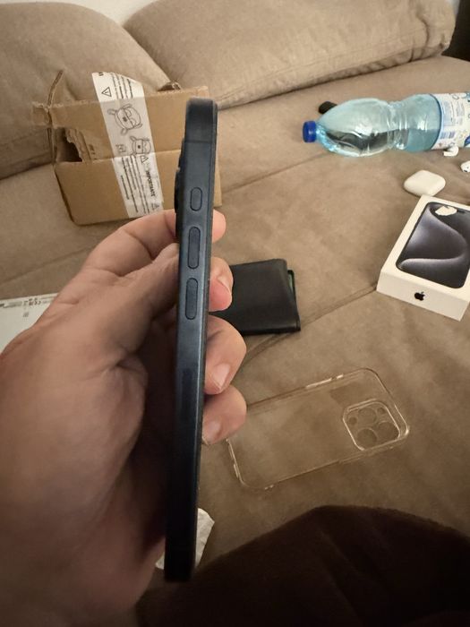 Iphone 15 pro 128 muito bem estimado