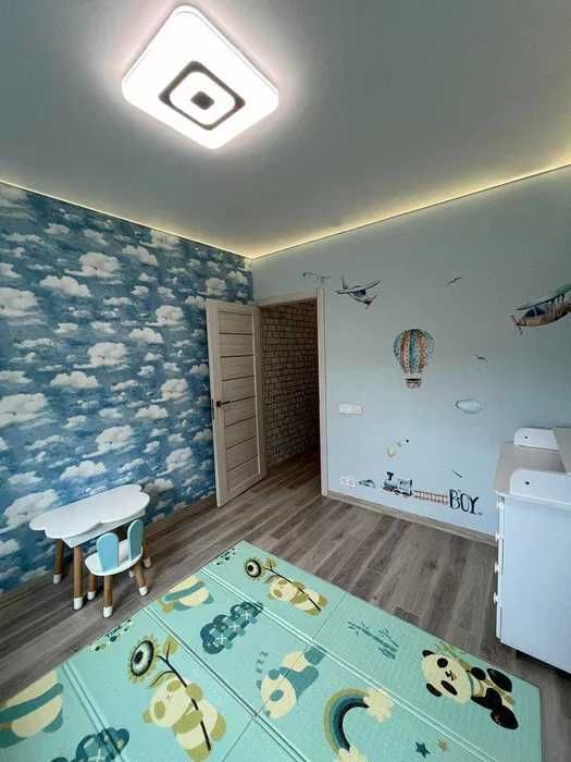 Продам квартиру Бульвар Слави