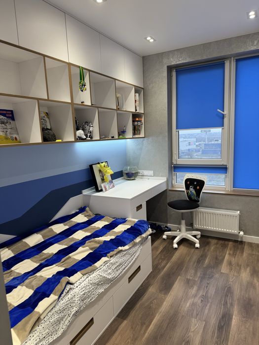 Продам 2 комнатную квартиру с дизайнерским ремонтом 70м2