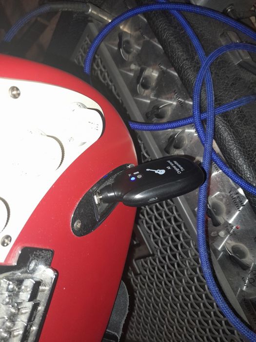 Продам нову гітарну радіосистему