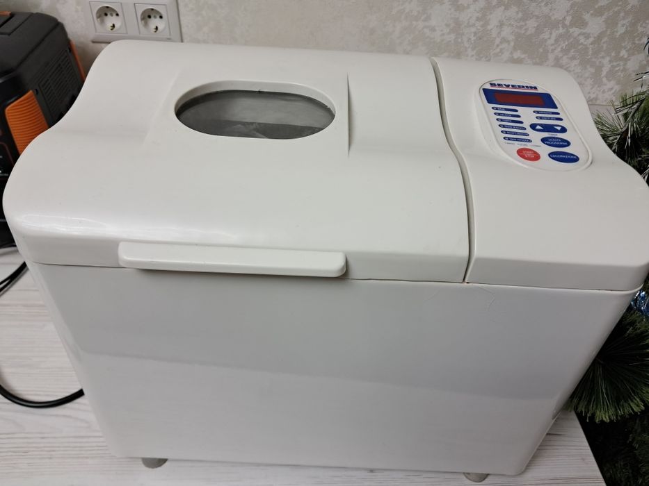 Хлібопіч  Severin