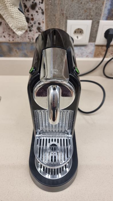 Máquina Café Nespresso D110
