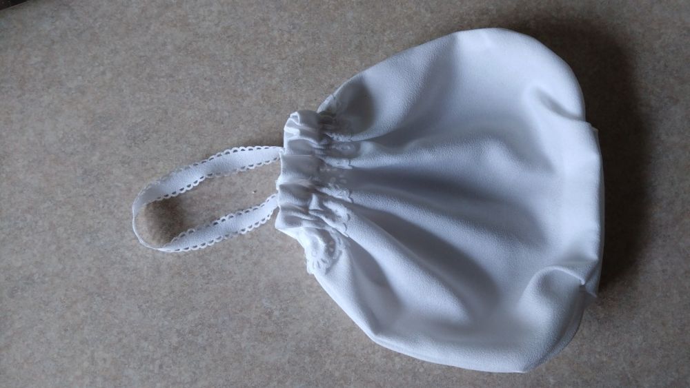 Woreczek komunijny na książeczkę