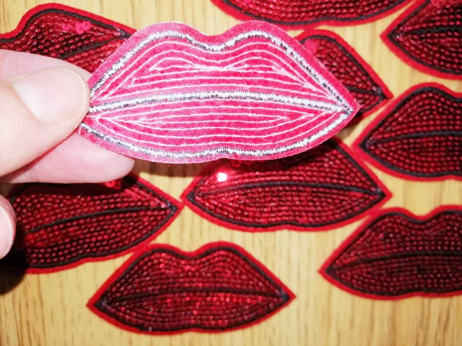 Lote 9 Remendos / Patch Lábios Lantejoulas