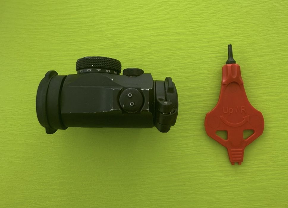 Приціл каліматор Aimpoint Micro H-2 2MOA