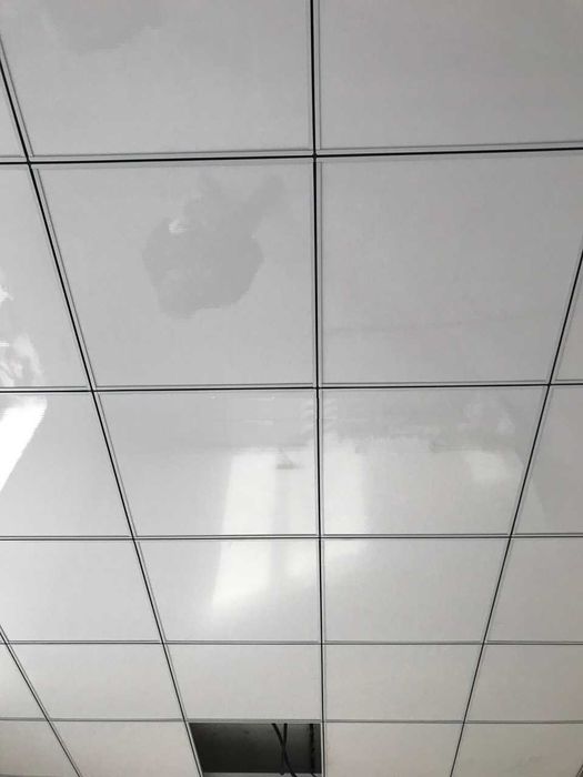 Плита пластиковая под Армстронг белый 600*600*8мм (глянец, мат)