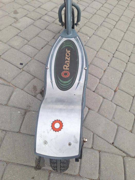 Hulajnoga razor uszkodzona