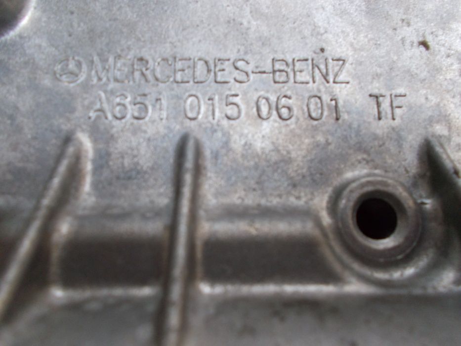 Pokrywa Silnika Mercedes 651
