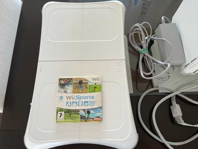 Consola WII Nintendo com Wii Balance Board