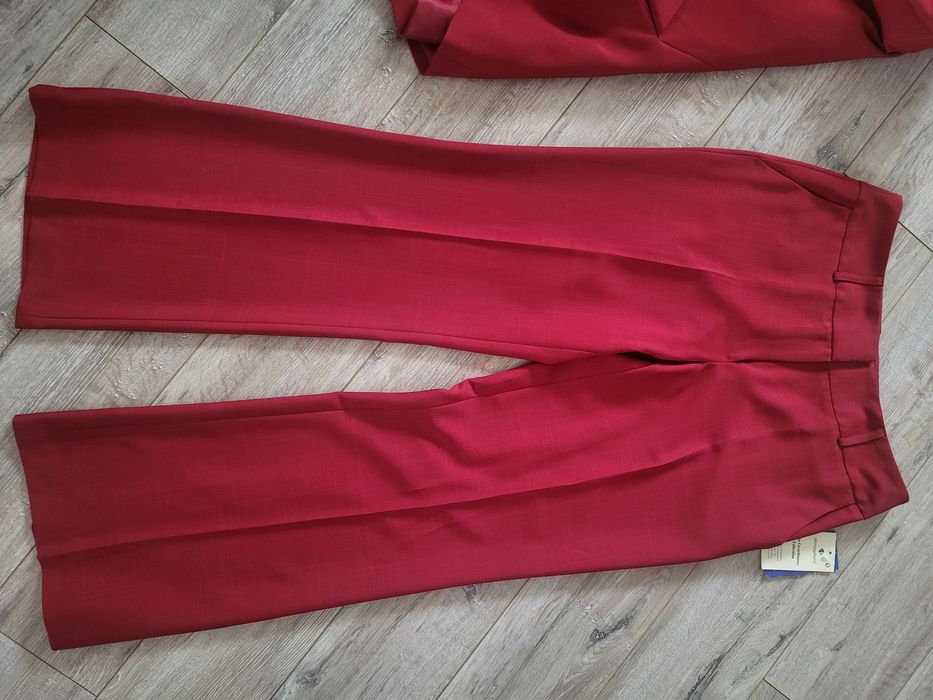 Garnitur damski bordowy 42 nowy Atmosphere