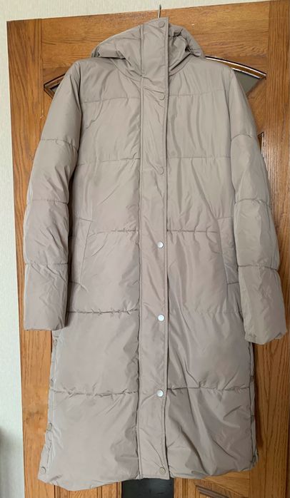 Куртка жіноча довга з капюшоном, розмір s-m