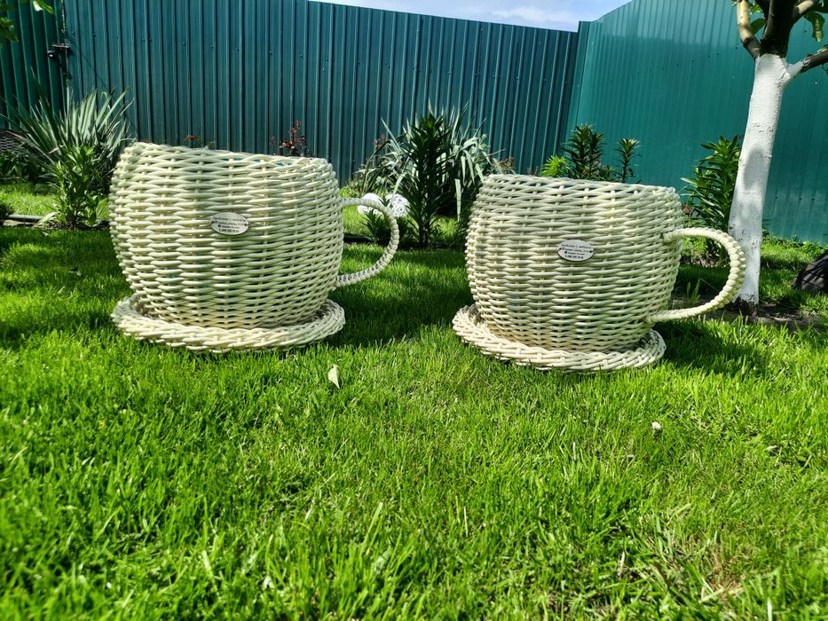 Кашпо для квітів