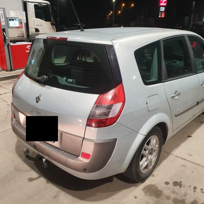Renault Scenic II Grand 7 miejsc 1.9 dci kolor srebrny 632 na części