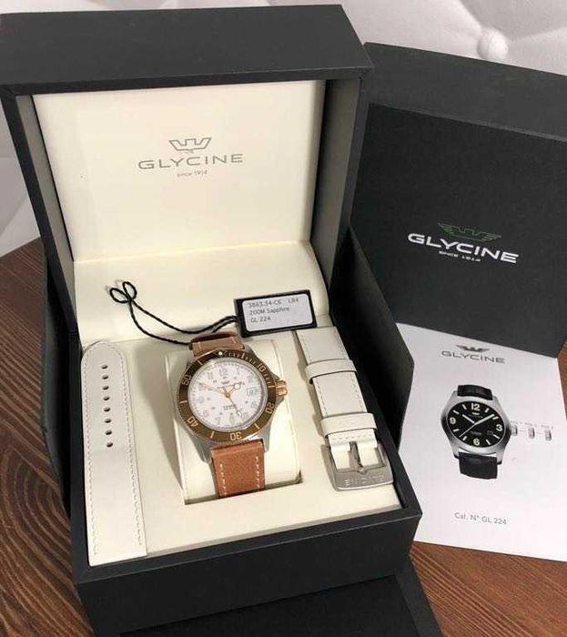 Glycine Combat Sub White 3863.34-c6.