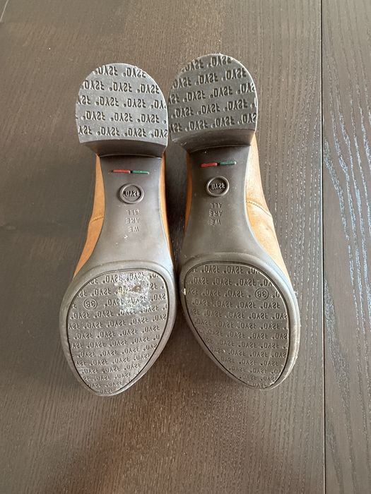 Sapatos de pele DYSF 38