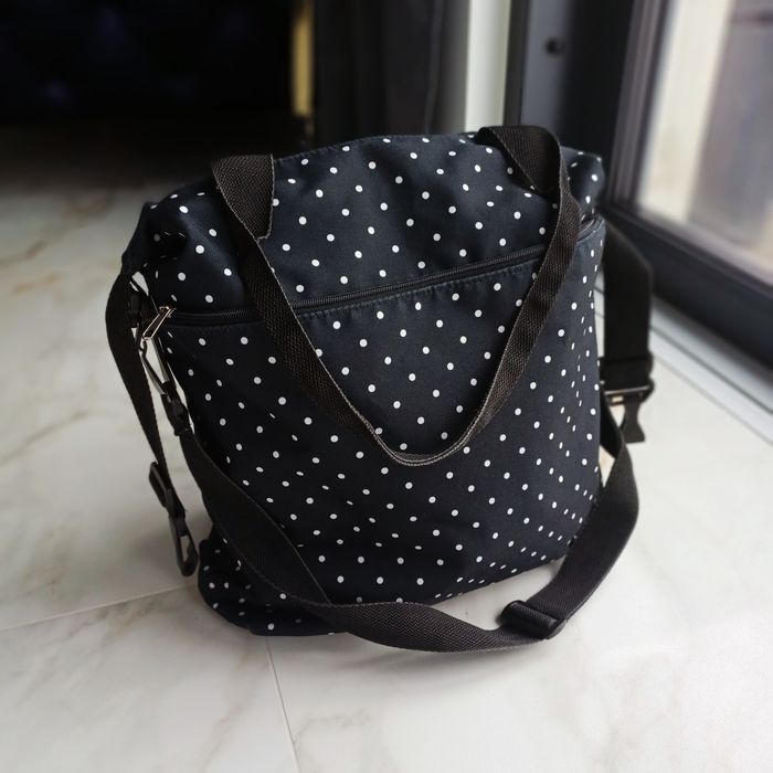 Torba czarna mom super mama w kropki na wózek podróżna pakowna duża