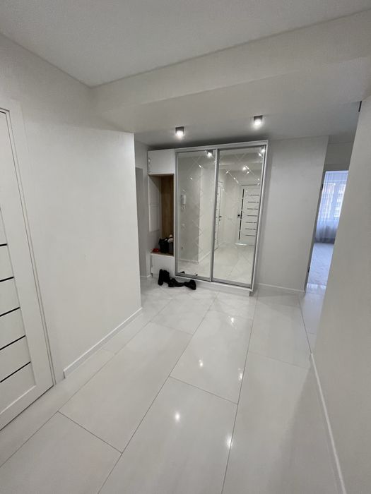 Оренда 2 км квартири на провулку Тарнавського із видом на площу Ринок