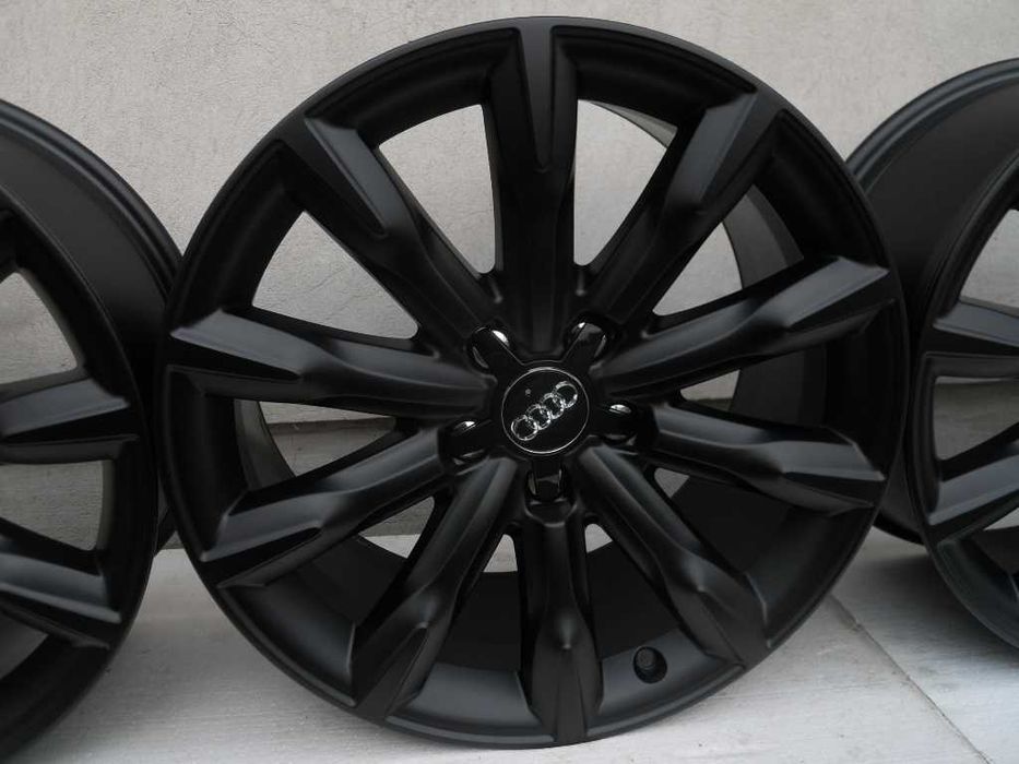 Oryginalne Felgi aluminiowe 18 " AUDI 5x112, 8J, ET26, czarny mat