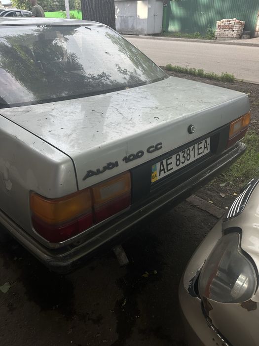 Продам ауди 100