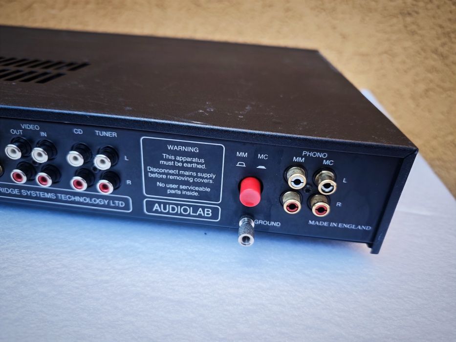 Audiolab 8000A інтегрований підсилювач
