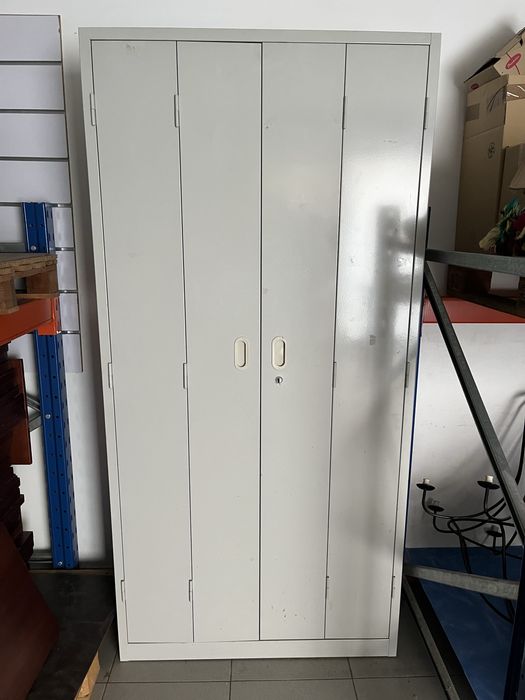 Armário  de escritorio