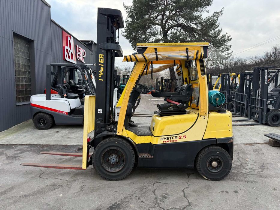 Навантажувач вилковий Hyster H2.5FT