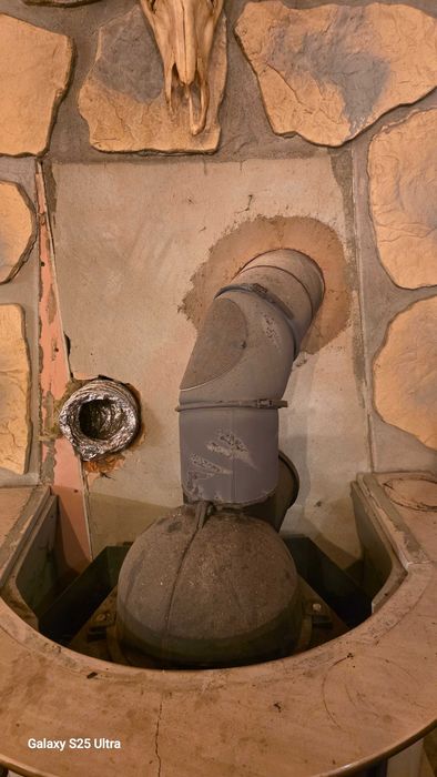 kominek wraz z obudową