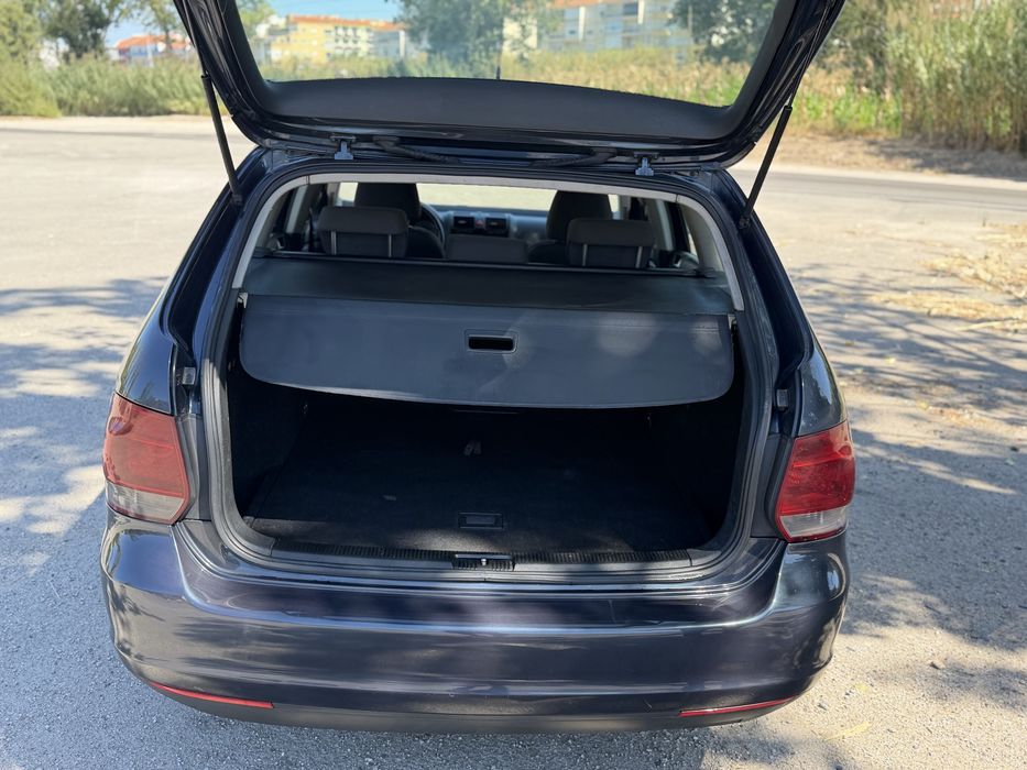 Vendo VW Golf Variant 1.9 TDI 105 CV foto 5