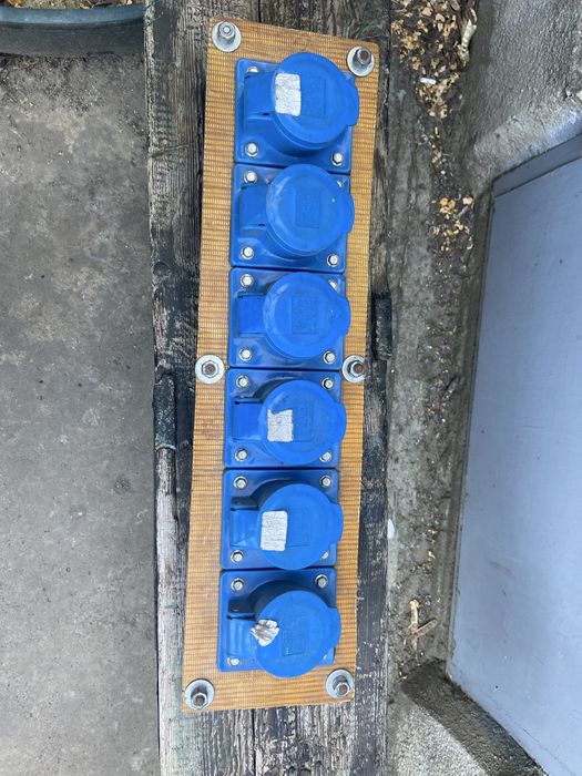 Розетка силовая 32а, наконечник кабельный