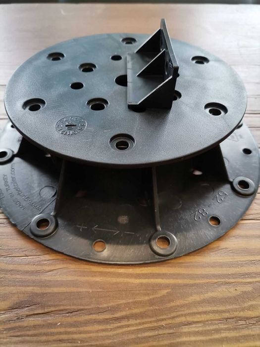 Регульовані опори для тераси та керамограніту – якість і надійність!